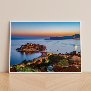 картина за стена